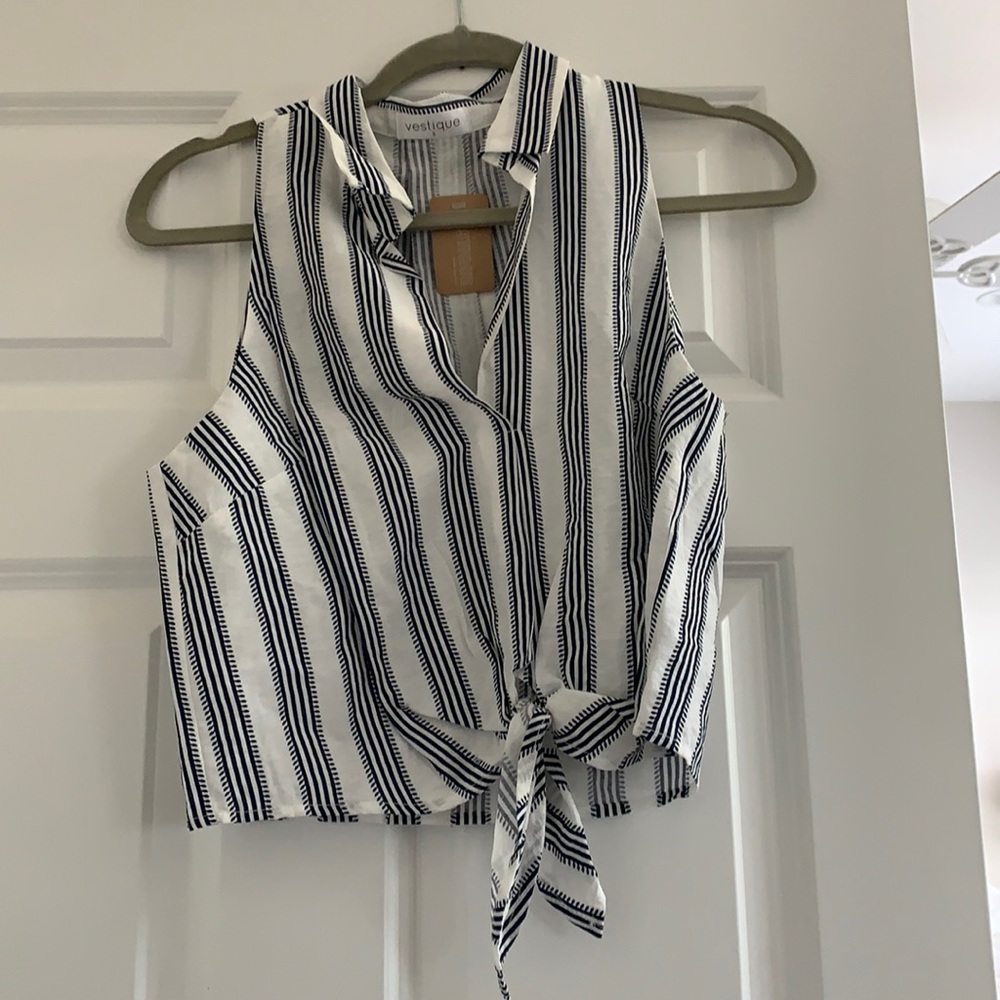 Vestique Casual Glamour Top cropped